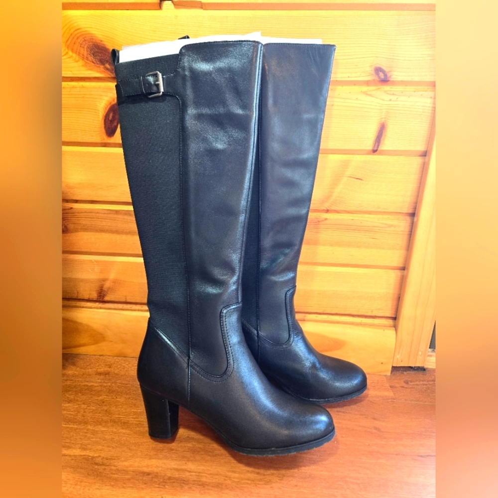 Elegant Women's Leather Knee-High Boots - BRAND NEW